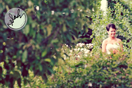 bride preparing to see groom