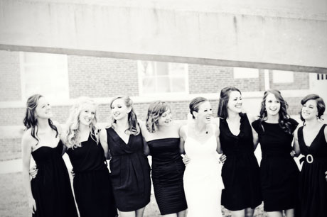 fun_wedding_photographs014 bridesmaids laughing