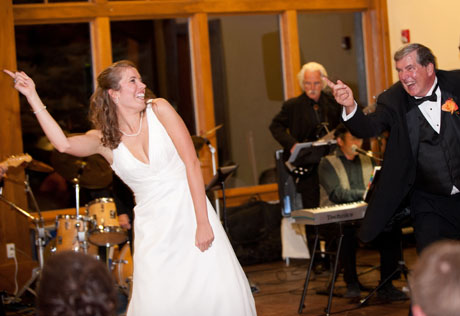 beaver_Creek_wedding_photographer010 fun father and daughter dance