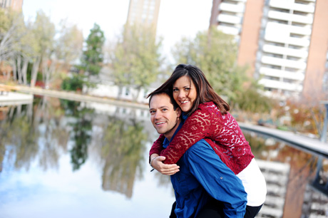 candid_engagement_photographer003 happy photograph of engaged couple together