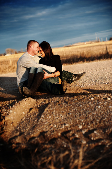 candid_engagement_photographer005 engagement photograph of a dirt road